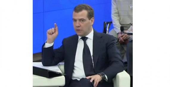 Celebrity Corner: Russian President Dmitry Medvedev is wearing an HD3 Slyde