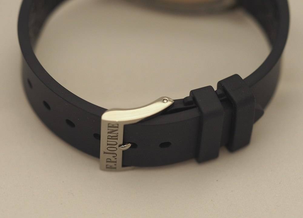 Hands-On With The F.P. Journe Élégante