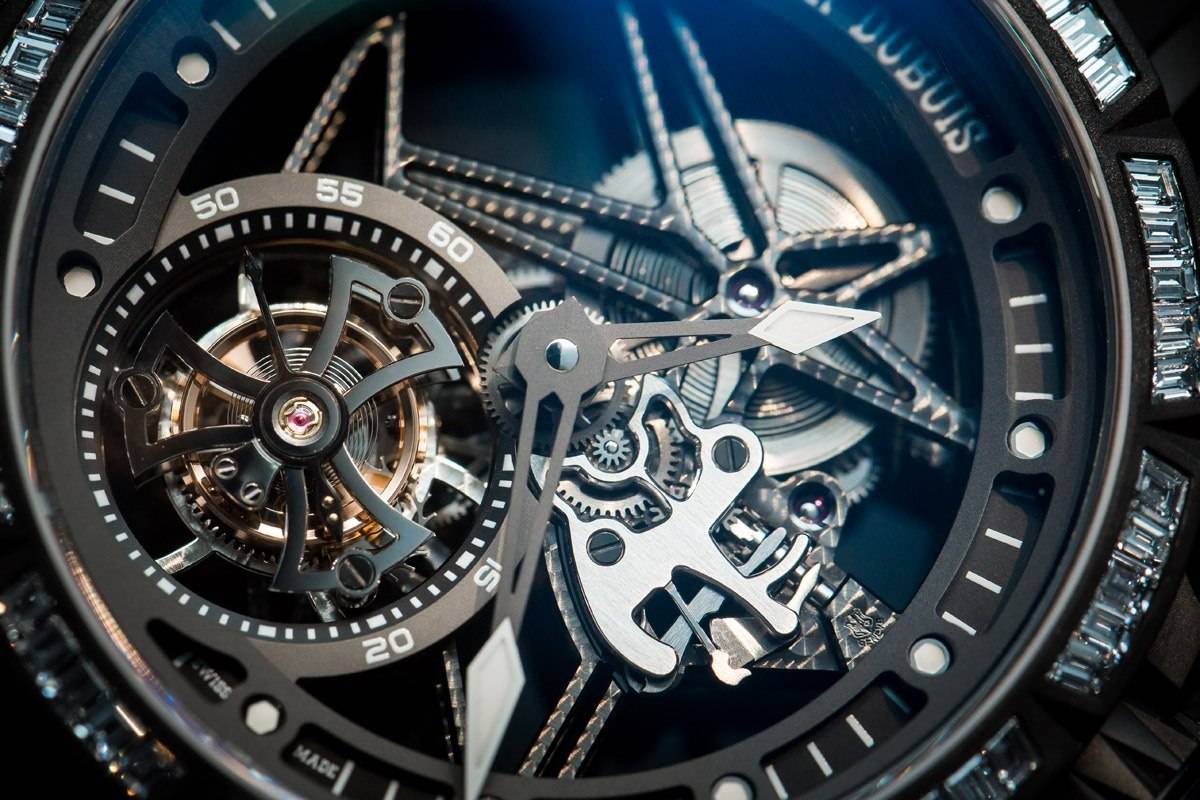 Roger Dubuis Excalibur Spider Skeleton Flying Tourbillon watch SIHH 2015 close up