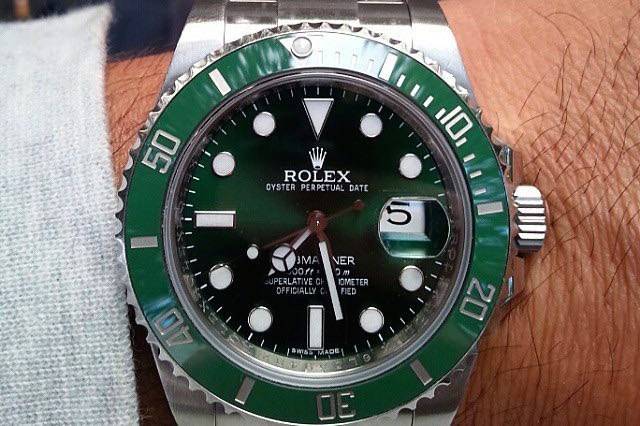 Rolex Hulk Submariner Reference 116610LV Watch