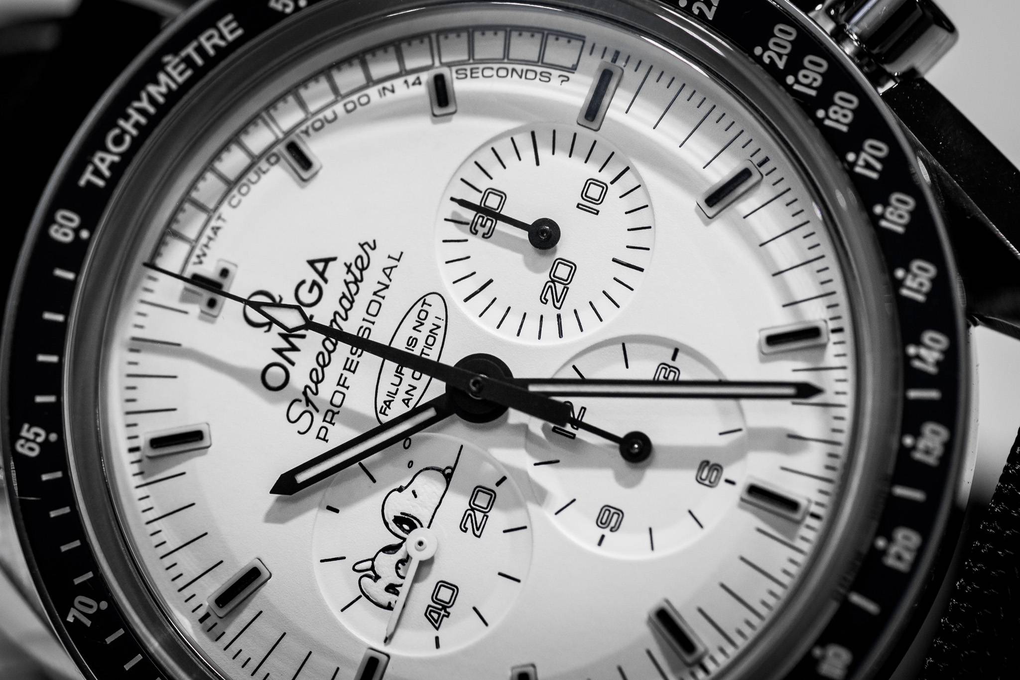 Omega-Speedmaster-Apollo-13-Silver-Snoopy-Award-Limited-Edition-Watch-Close-Up.jpg