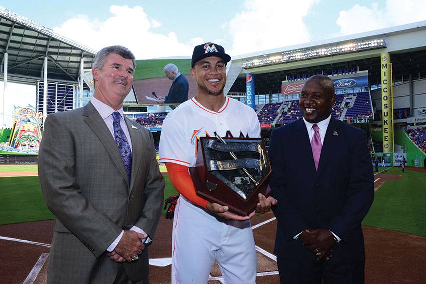 Miami Marlins morning news: Giancarlo Stanton watches pitches on