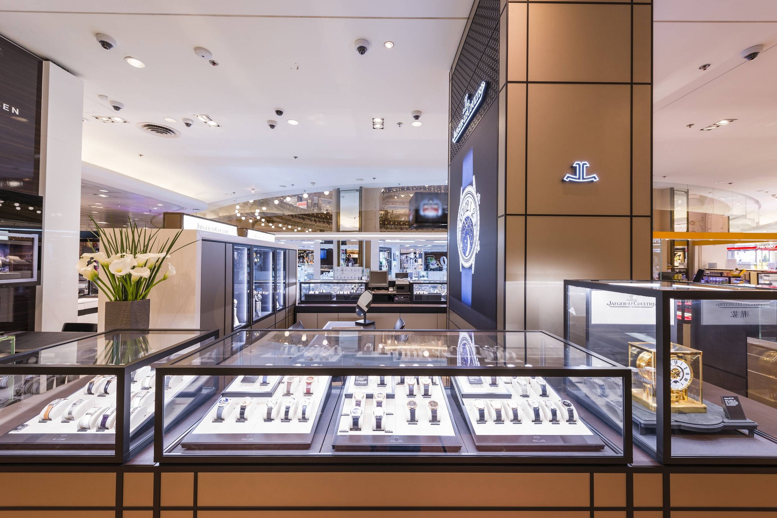 JaegerLeCoultre Opens Boutique At The Galeries Lafayette