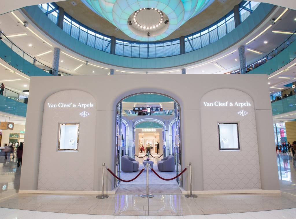 Van Cleef & Arpels Hosts The Poetry of Time™ Exhibition In Dubai 2