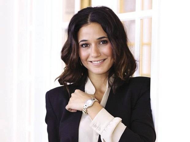 Keeping Up With Emmanuelle Chriqui