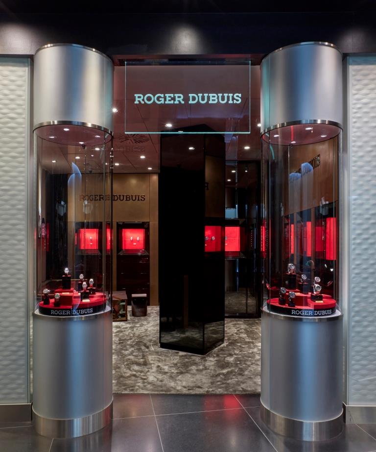 Roger Dubuis Announces First UK Boutique at Harrods