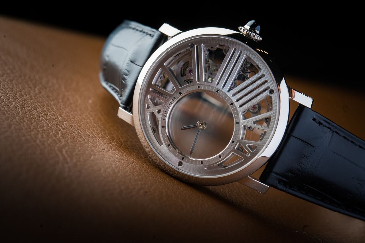 When a Magician Shows More: Rotonde de Cartier Mysterious Hour Skeleton Watch