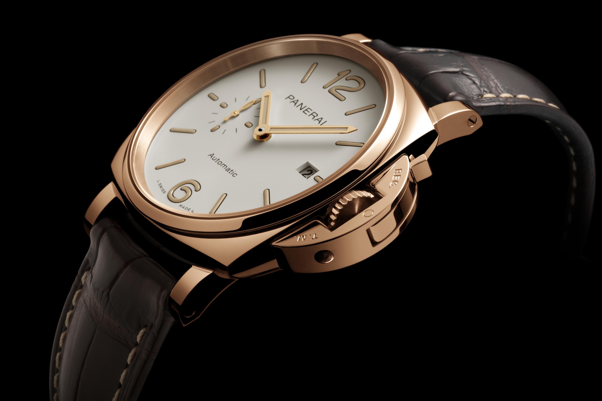 Panerai Adds A Gold Touch To Its Luminor Due Family