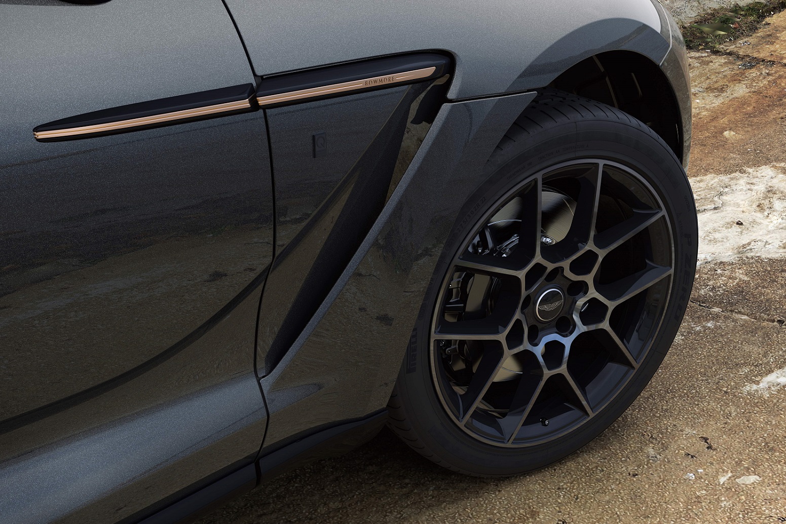 Q by Aston Martin DBX Bowmore Edition