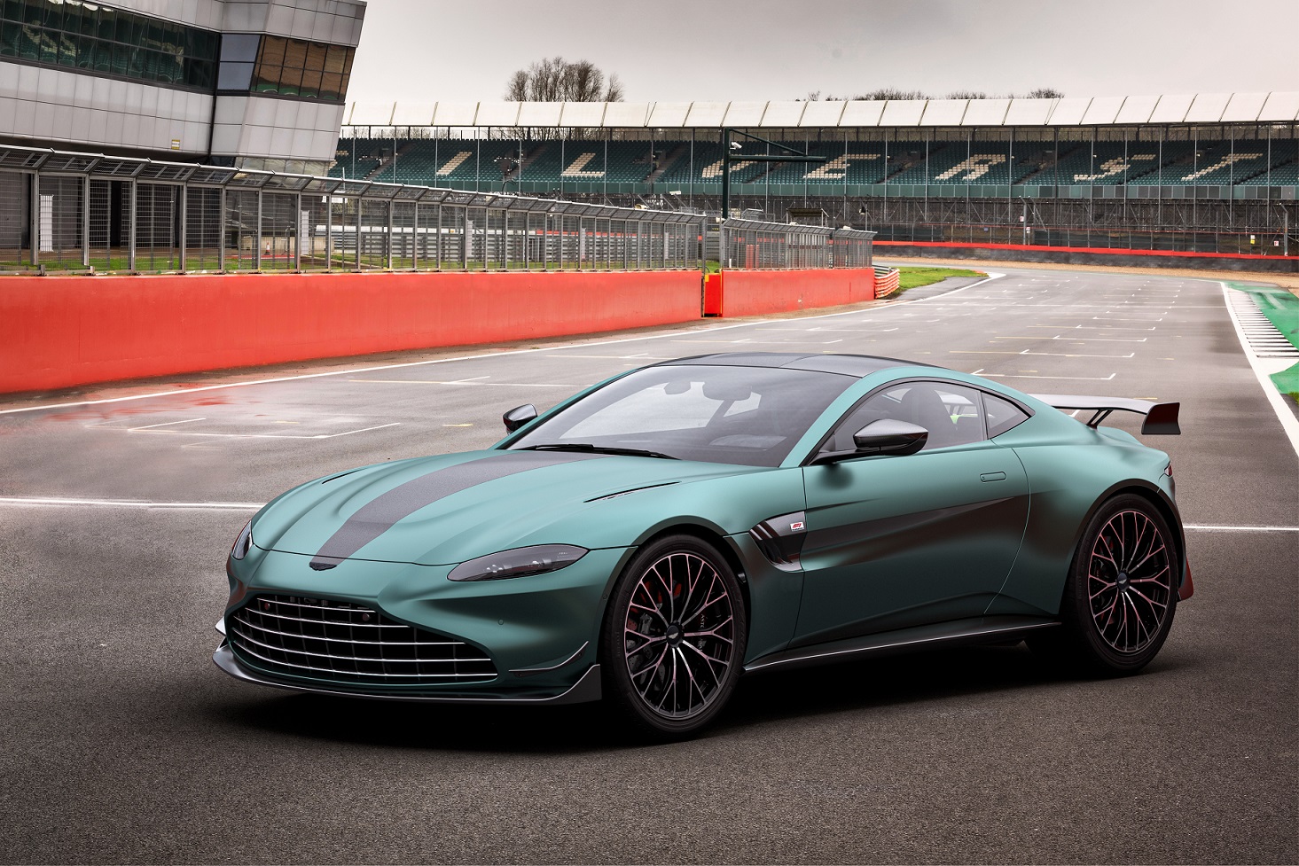 Aston Martin Vantage F1 Edition For Sale