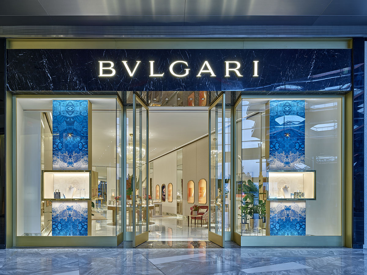 Check-in for the opening of the new Bulgari store in the